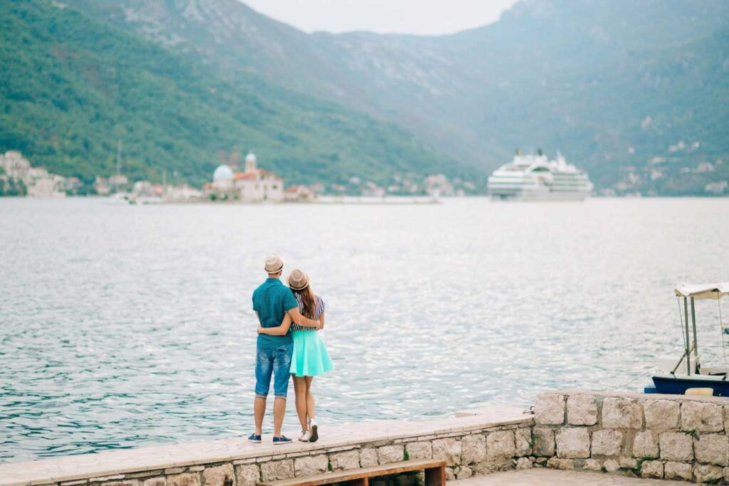 A couple on a Dubrovnik-to-Montenegro travel escape