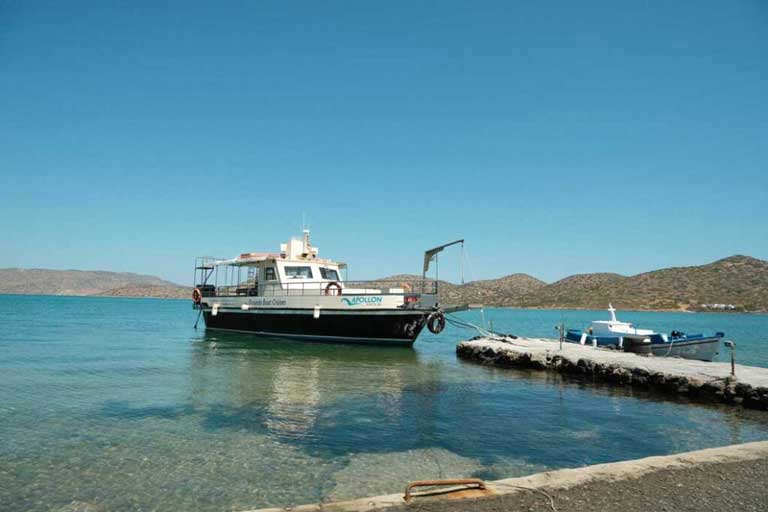 Tour boats to Spinalonga Island from Elounda  
